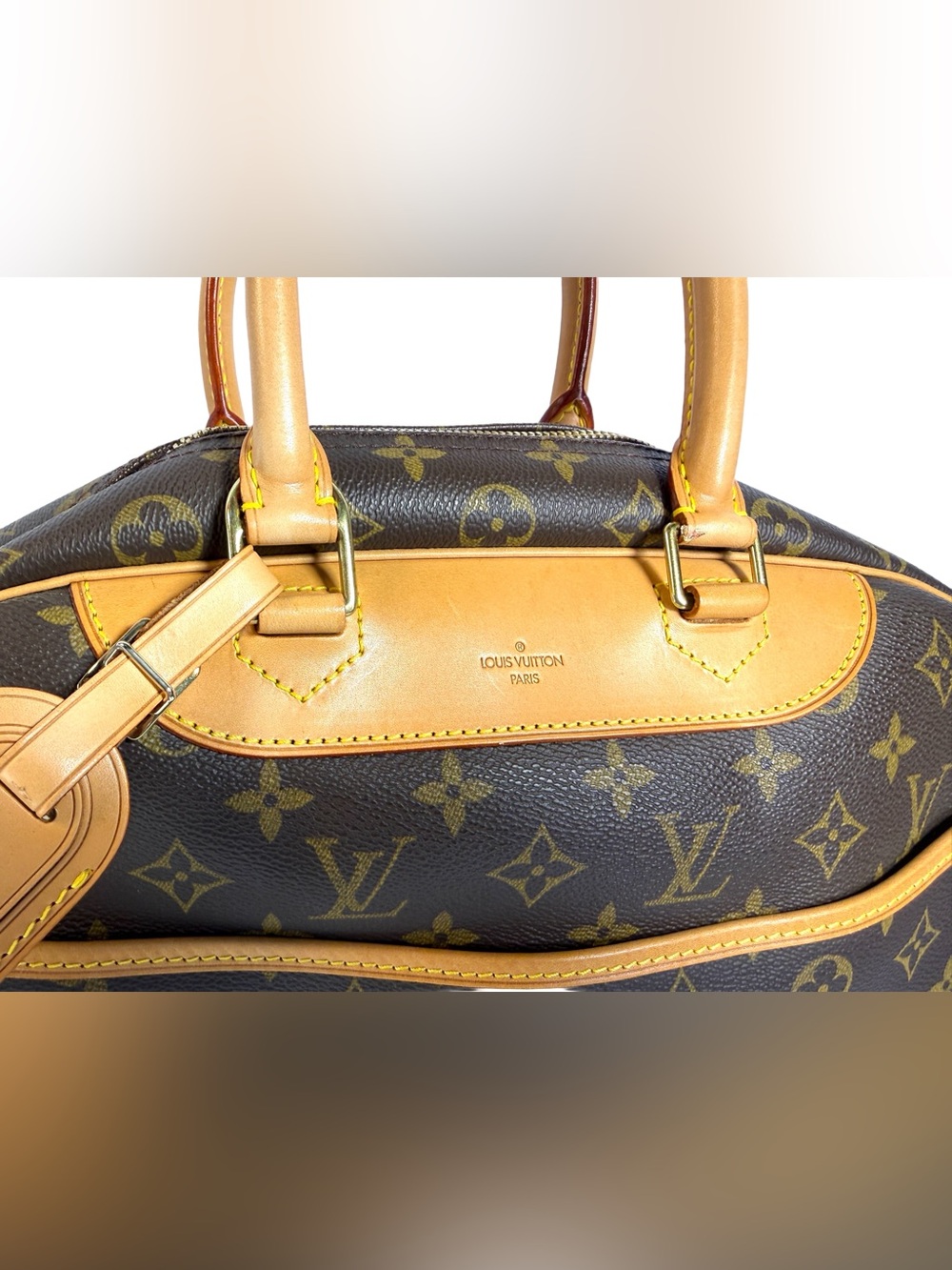Louis Vuitton Deauville Monogram Satchel in Brown and Tan Leather Trim - Picture 3 of 16